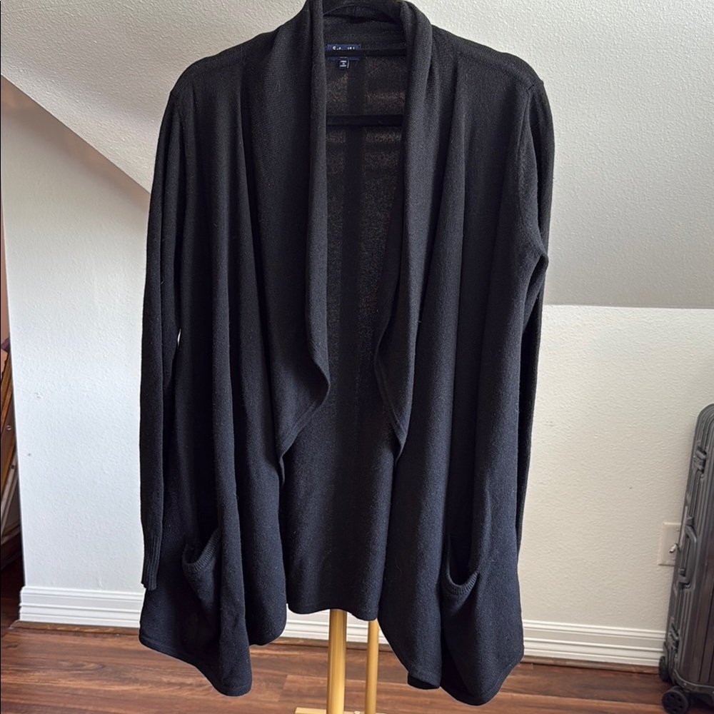 Splendid Black Cashmere Cardigan